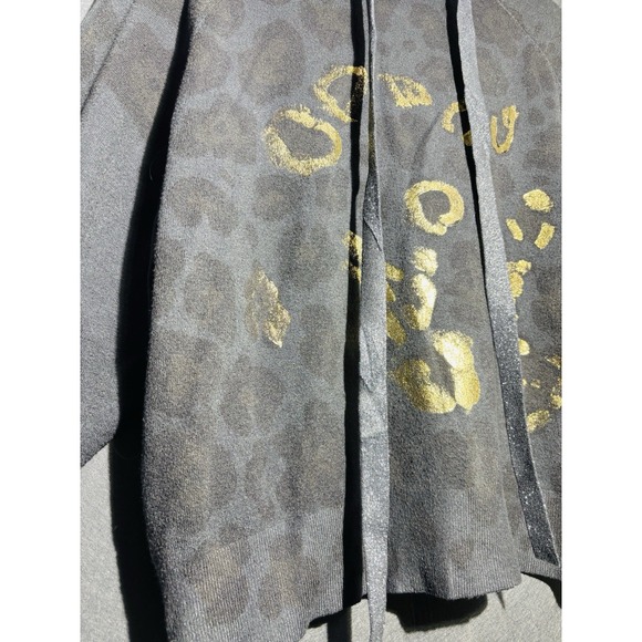New Collection Hoodie Women's Gray Leopard Print with Gold Foil Accents & Gilt - Picture 5 of 16